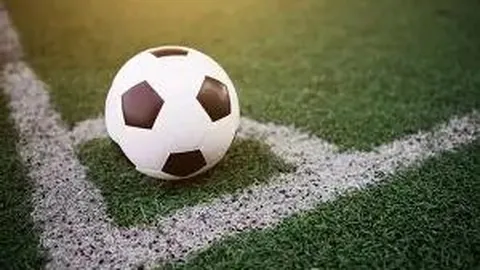 “南京国际论坛：全球市长共赏“苏超”足球盛宴，尽享“点球对决”精彩瞬间”